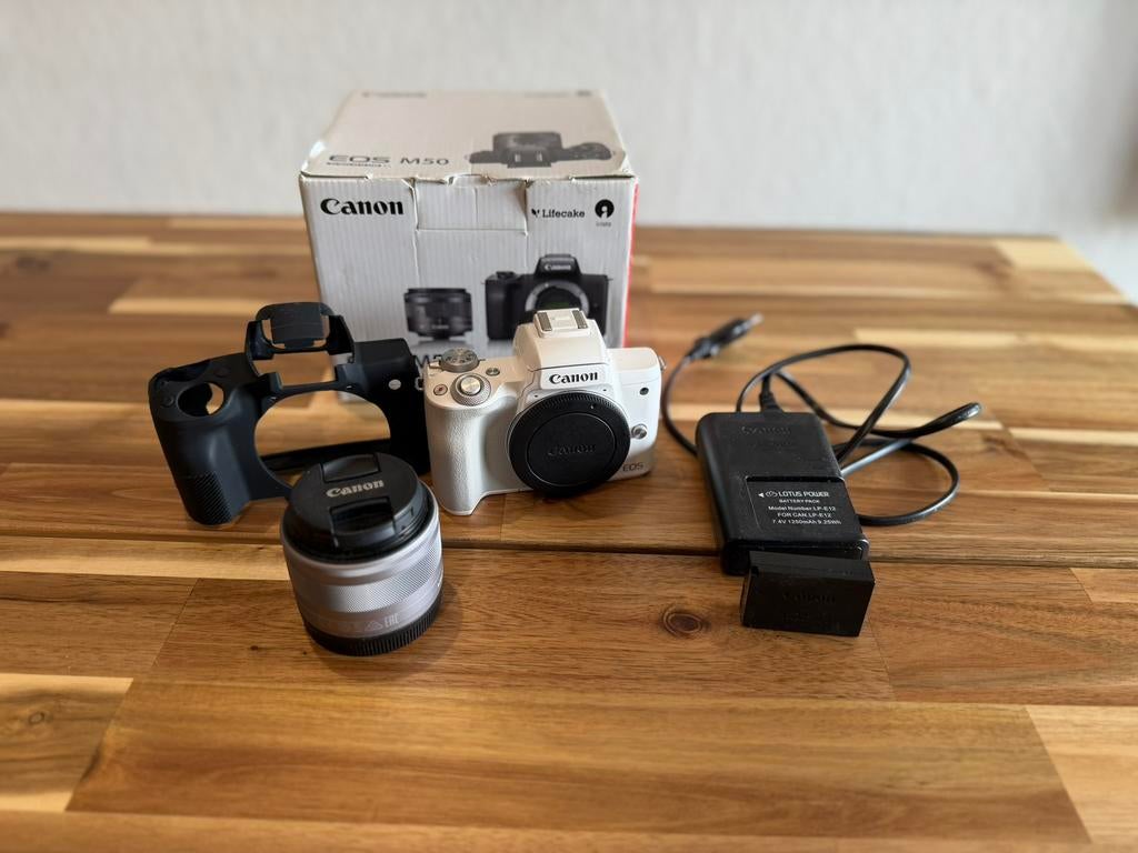 Witte Canon M50, Audio, Tv en Foto, Fotocamera's Digitaal, Canon, Ophalen of Verzenden, Zo goed als nieuw, 8 keer of meer