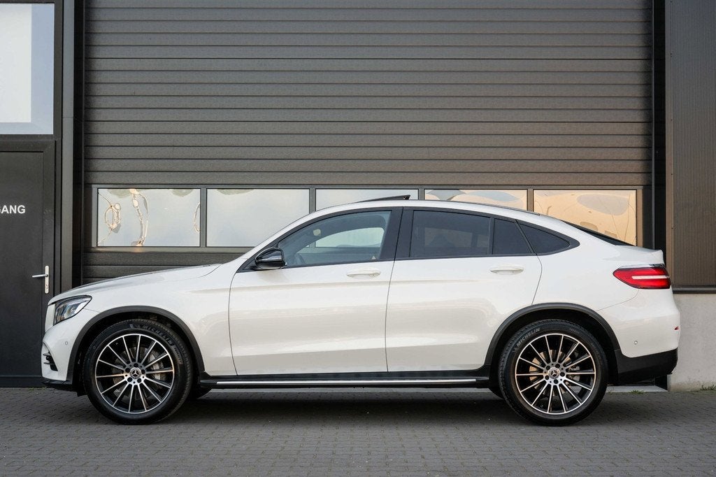 Mercedes-Benz GLC 250 Coupé AMG 4MATIC Premium Plus|Pano|Ni, Auto's, Mercedes-Benz, Automaat, Automatische klimaatregeling, Gebruikt