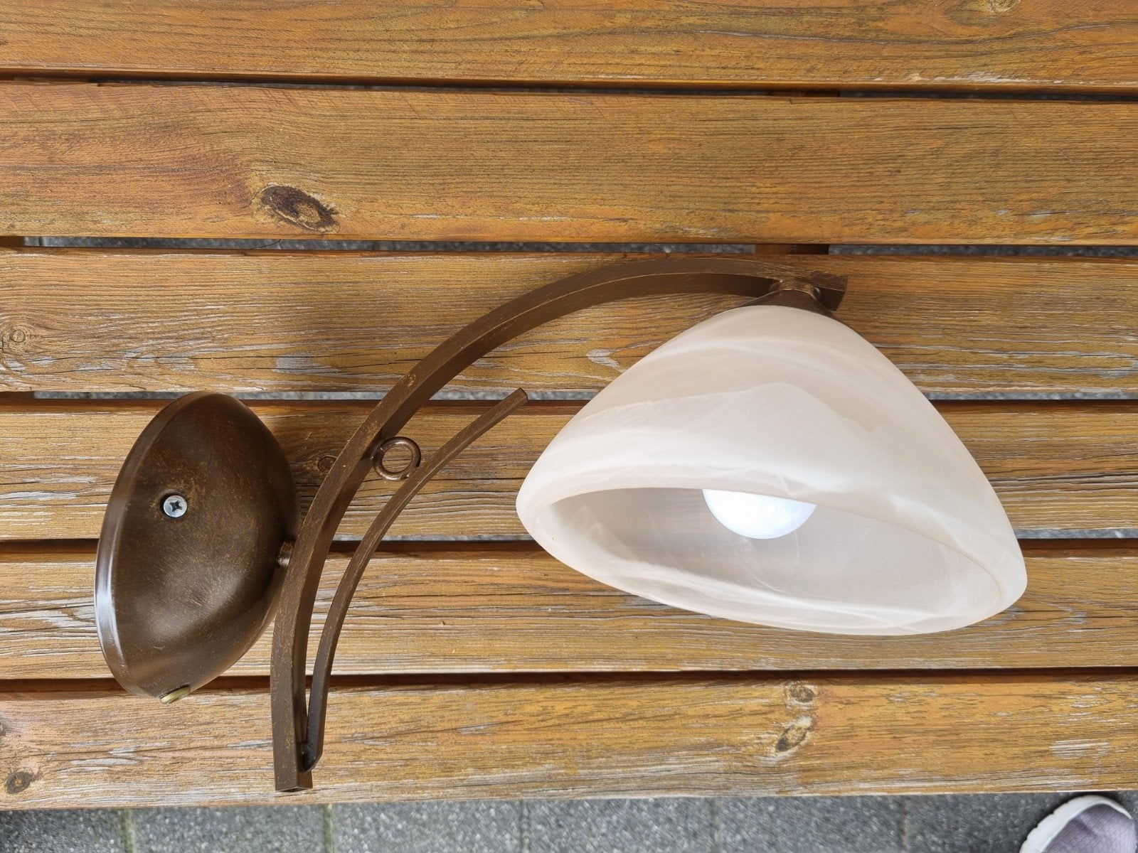 Masterlight Balzano Wandlamp, bruin metaal en glazen kap, Ophalen, Gebruikt, Bruin, E27 (groot)