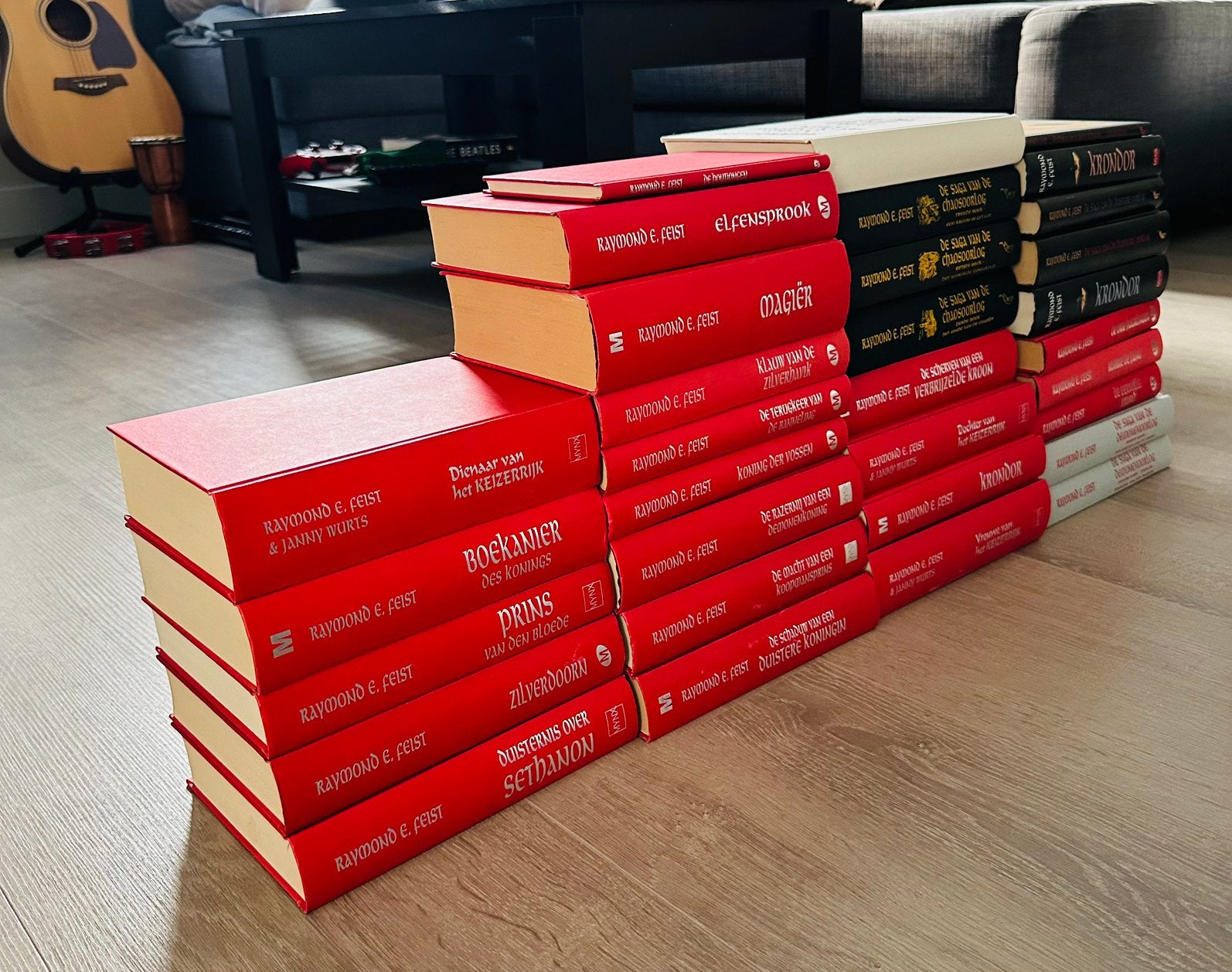 Complete verzameling Raymond Feist., Ophalen of Verzenden, Zo goed als nieuw