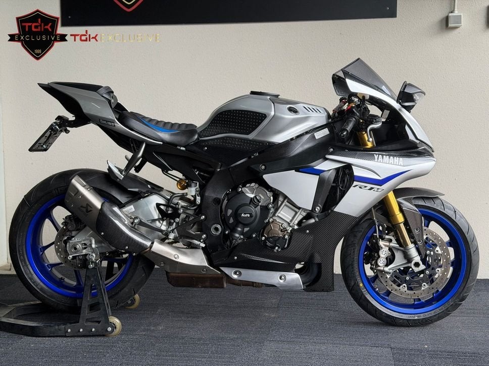 YAMAHA YZF R1M R1 M BLIPPER AKRAPOVIC ÖHLINS R6 R7 R9, Motoren, Motoren | Yamaha, 4 cilinders, Motorrijbewijs A, Bedrijf, Super Sport