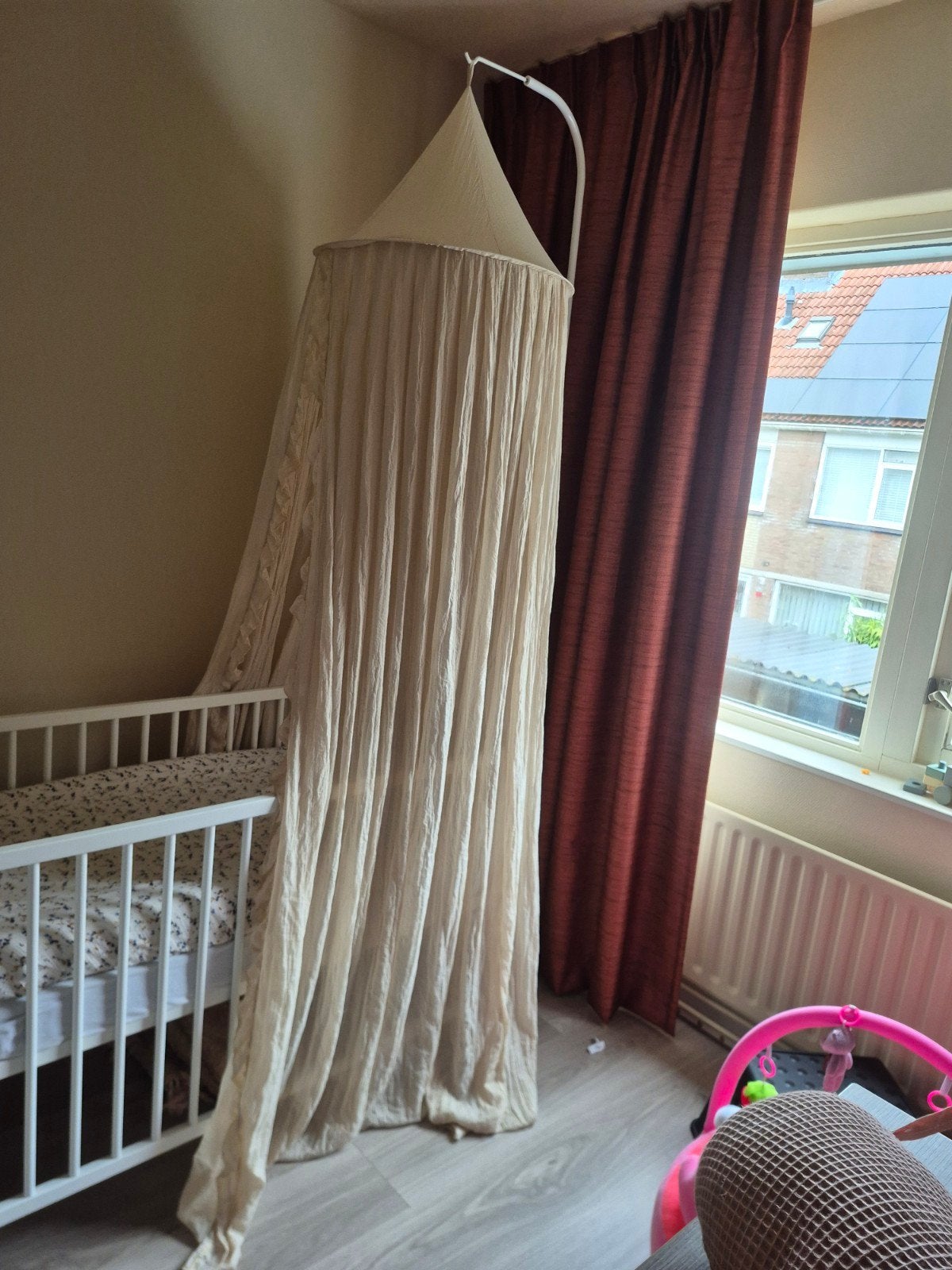 Jollein klamboe vintage ruffle nogat inclusief standaard, Ophalen, Zo goed als nieuw, Klamboe