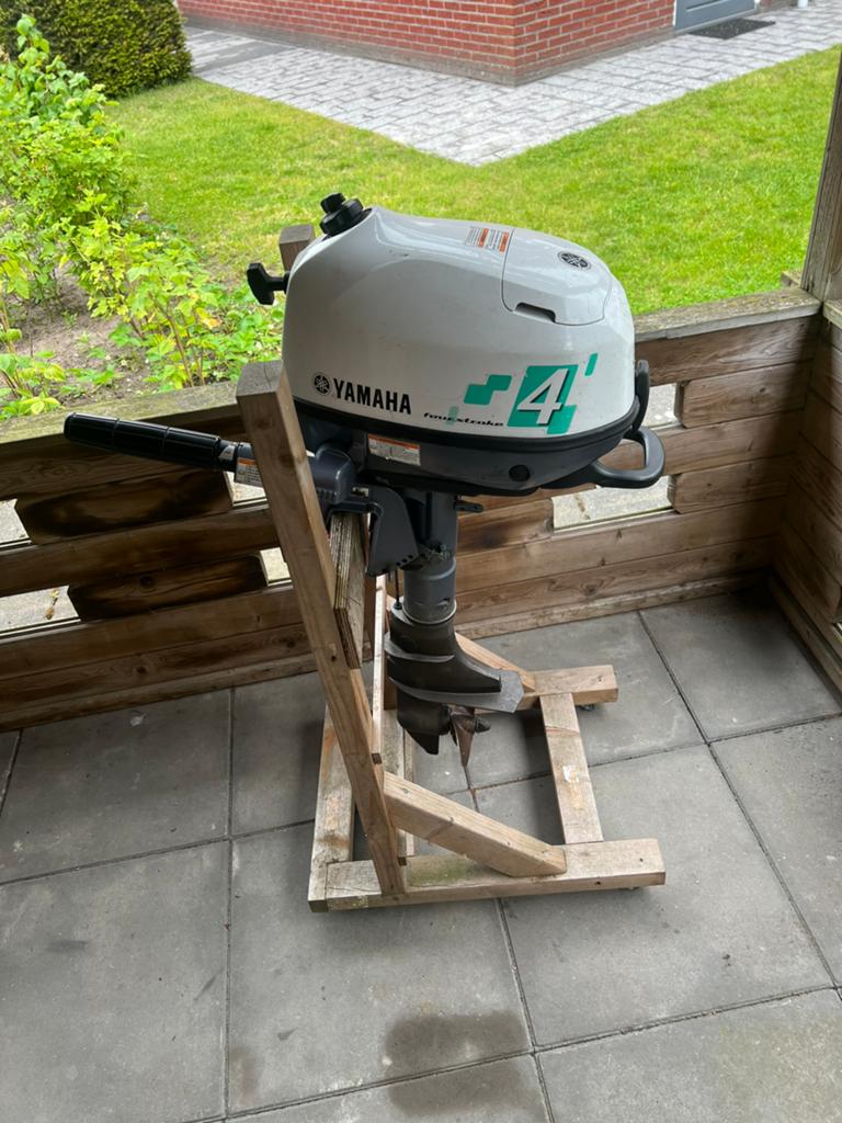 Mooie yamaha 4pk 4 takt buitenboordmotor, Watersport en Boten, Buiten- en Binnenboordmotoren, Ophalen, Zo goed als nieuw, Benzine