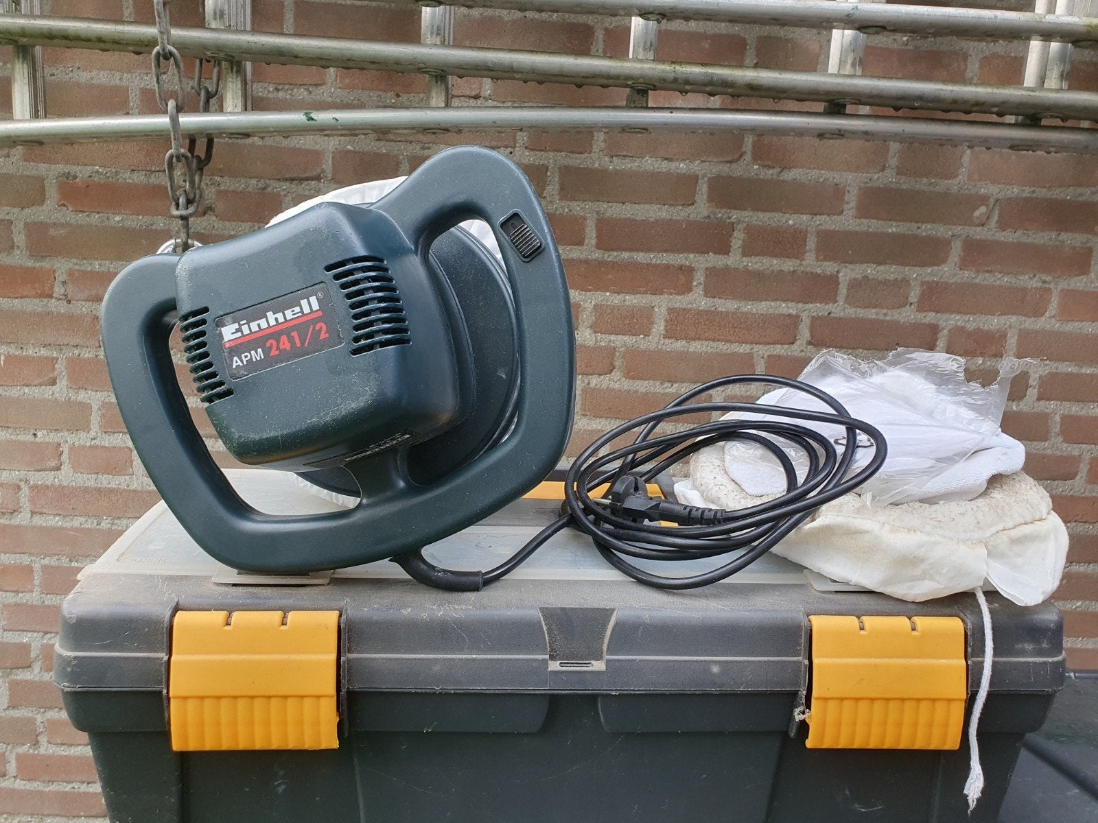 Poetsmachine Einhell APM 241/2 met koffer en doeken, Ophalen, Zo goed als nieuw, Overige typen