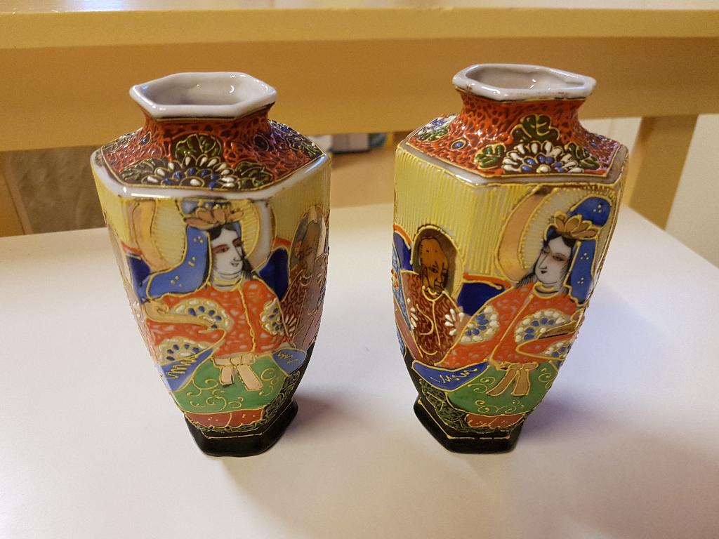 Porseleinen chinese vazen set hoogte 13,5 cm, Antiek en Kunst, Ophalen of Verzenden