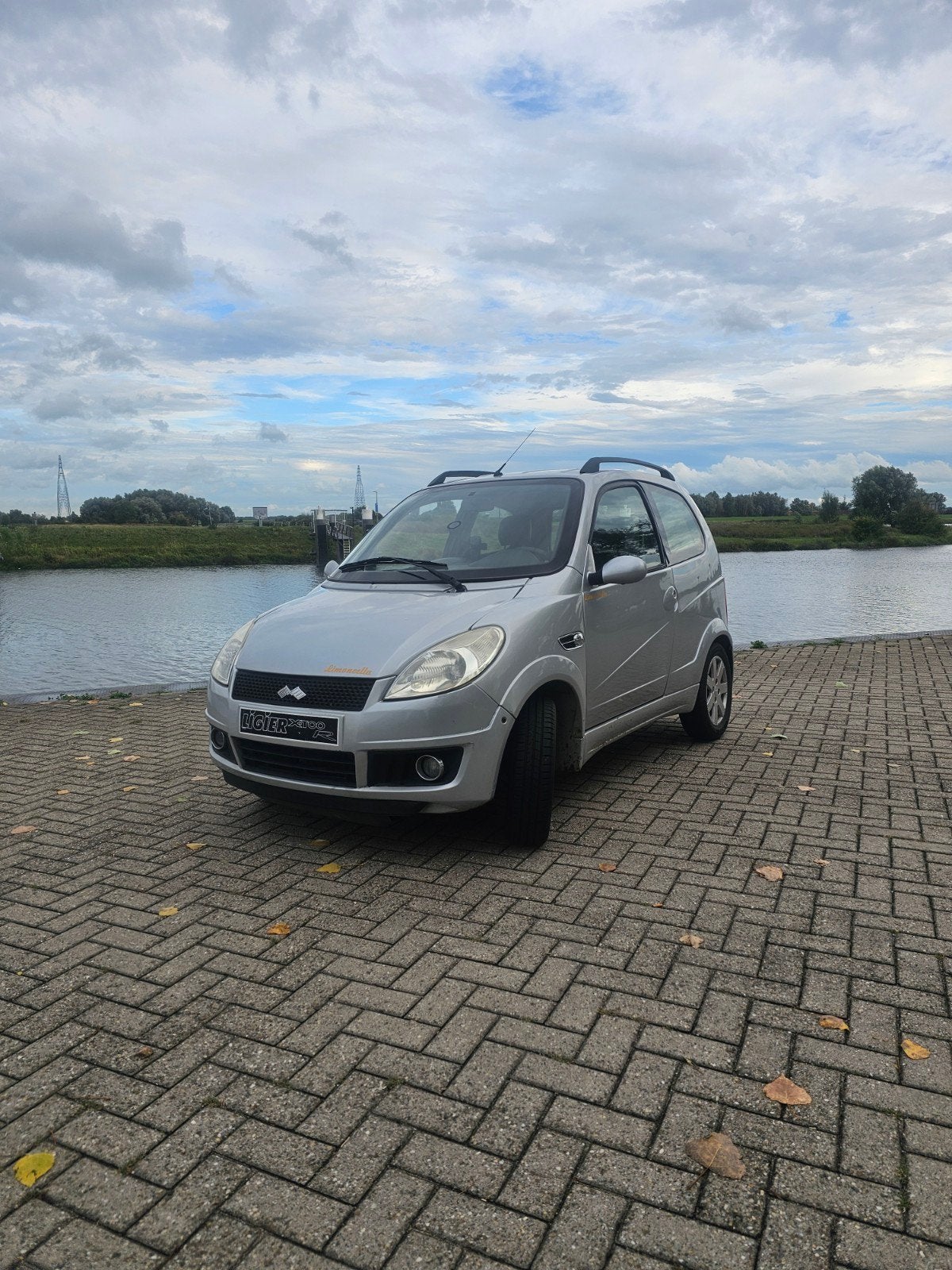 Ligier xtoo r brommobiel, Fietsen en Brommers, Ophalen, Zo goed als nieuw