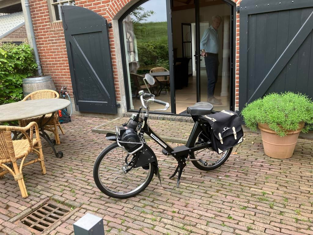Zwarte Solex Oto Bromfiets - Klassieke Rijervaring, Fietsen en Brommers, Brommers | Solex, Ophalen of Verzenden, Zo goed als nieuw