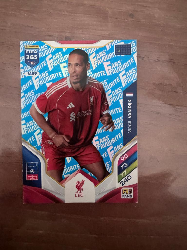 Panini FIFA 365 Adrenalyn XL Virgil van Dijk kaart, Hobby en Vrije tijd, Stickers en Plaatjes, Ophalen of Verzenden, Nieuw, Plaatje