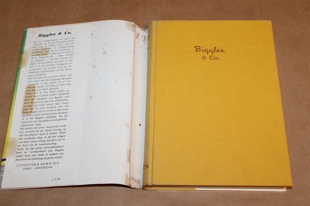 Biggles & Co — Vintage Jongensboek — 1e Druk 1954, Ophalen of Verzenden, Gelezen