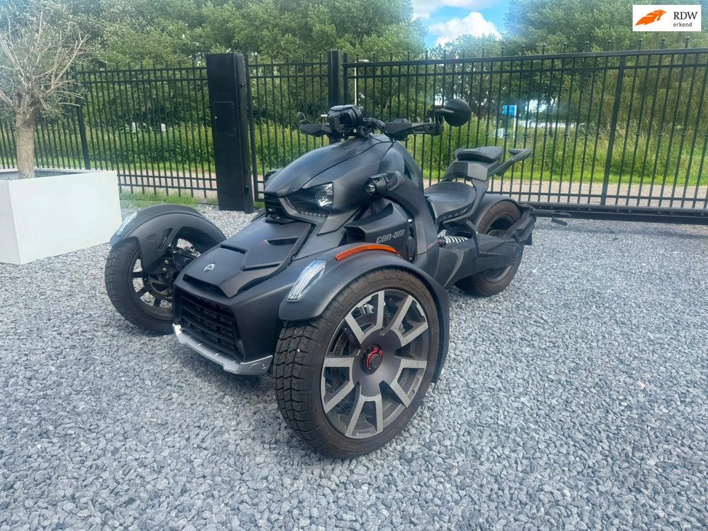 Can-Am Tour Ryker 900 Rally, Scooter, 899 cc, Meer dan 35 kW, Traction Control