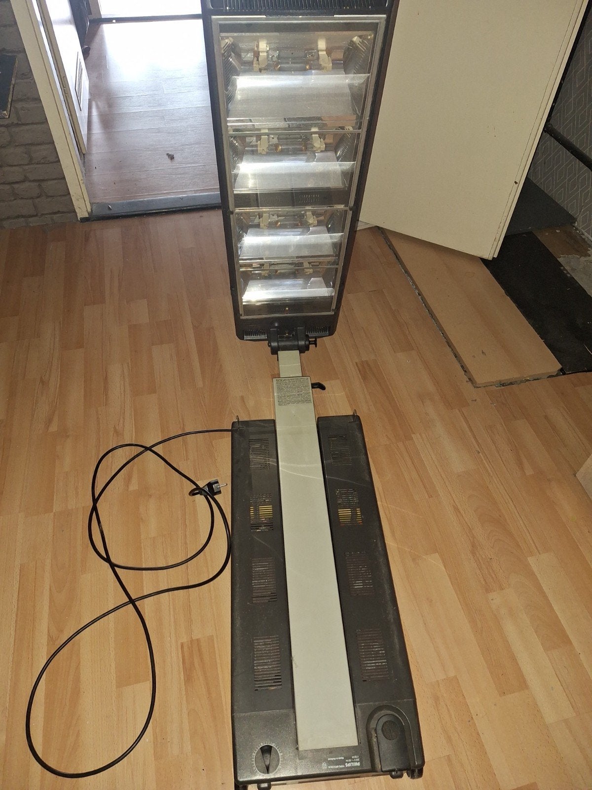 Original Philips UVA zonnebank met nieuwe lampen, Ophalen, Gebruikt, Zonnebank enkelzijdig, Minder dan 10 lampen