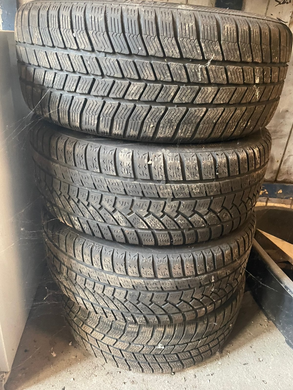 Set wielen - 225/50/17 - profiel circa 6mm, Auto-onderdelen, Banden en Velgen, Ophalen, ., 17 inch, .