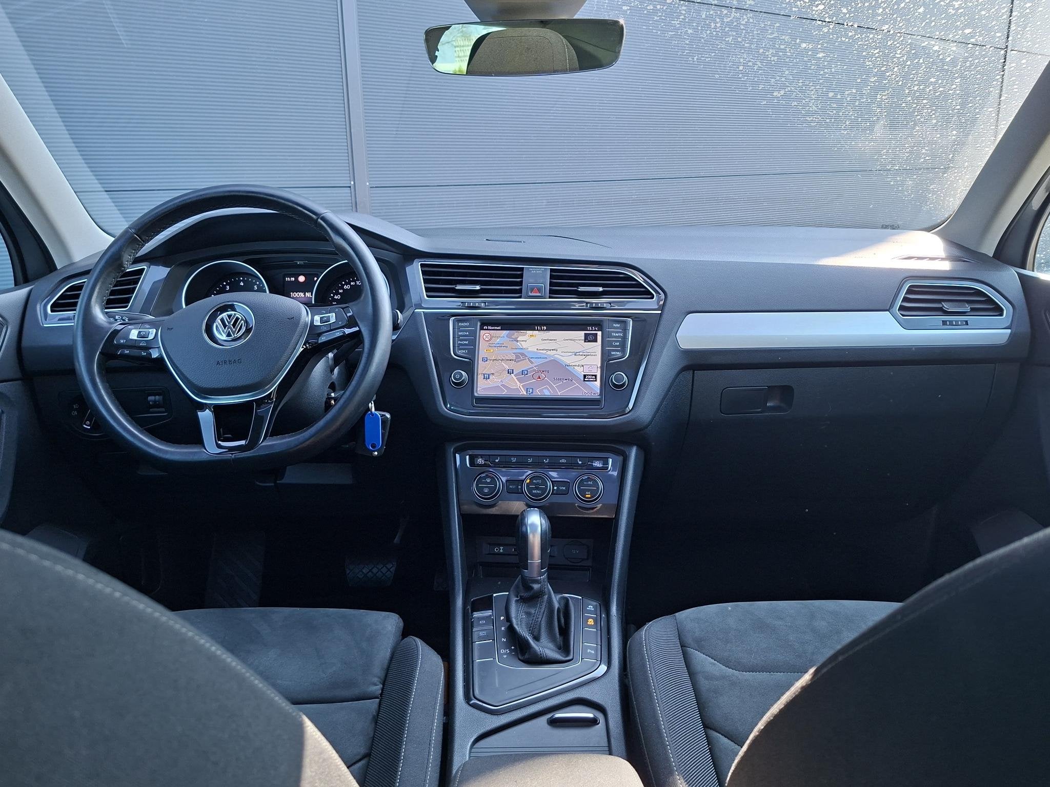 Volkswagen Tiguan 1.4 TSI ACT | Pano | Adaptive Cruise | Lan, Auto's, Volkswagen, 4 cilinders, 150 pk, Origineel Nederlands, SUV of Terreinwagen