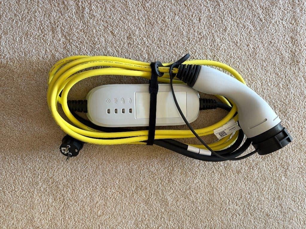 VW AG IG-CPD Laadkabel Type 2 - 10A, Schuko 230V ALS NIEUW, Auto diversen, Laadpalen, Ophalen of Verzenden, Zo goed als nieuw