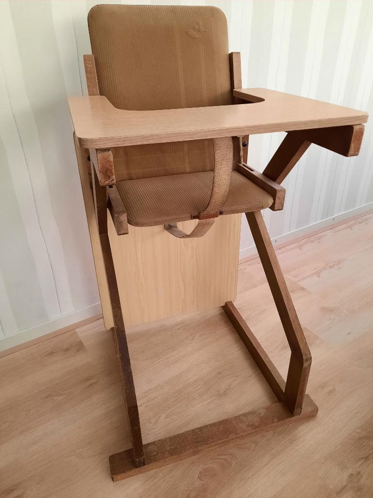 Robuste kinderstoel, Kinderen en Baby's, Kinderstoelen, Ophalen, Gebruikt, Overige typen, Aanschuifbaar