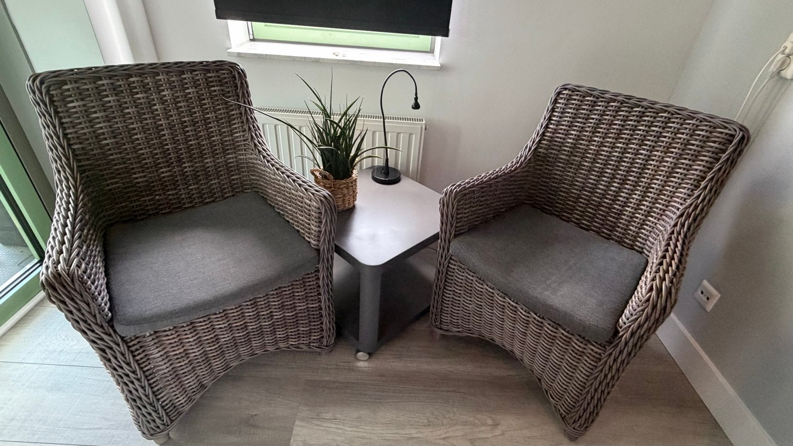 2 Manutti buiten/terrasstoelen, Ophalen, Zo goed als nieuw, Wicker