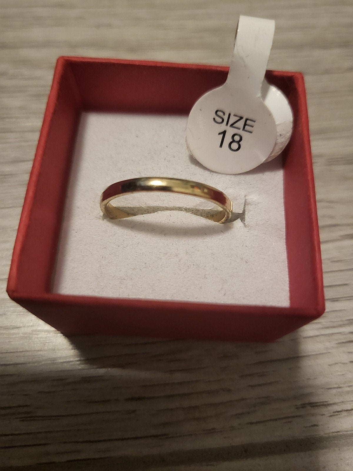 Nieuwe gouden ring, maat 18, 18 tot 19, Nieuw, Ophalen of Verzenden, Dame of Heer