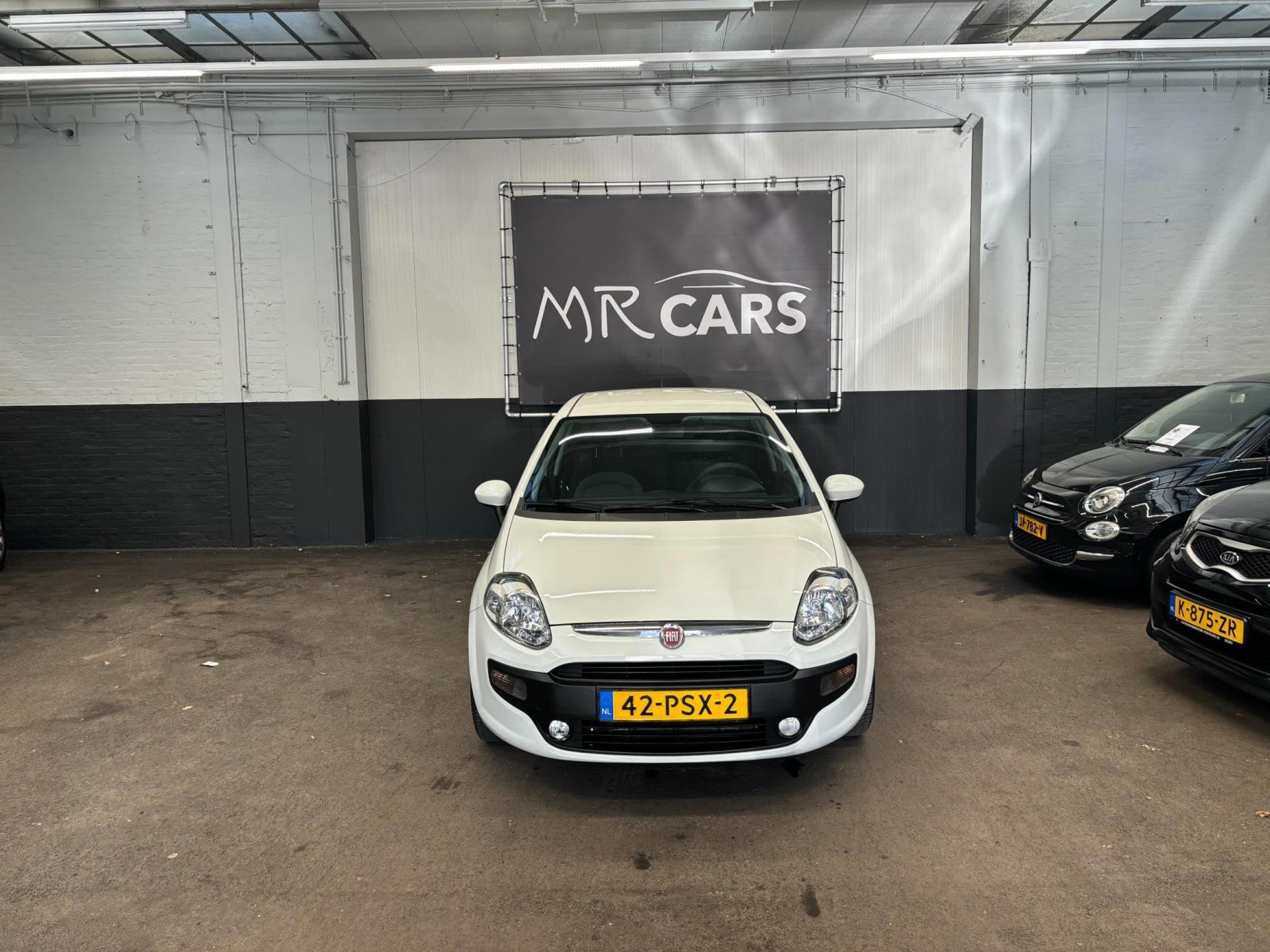 Fiat Punto Evo 1.3 M-Jet Dynamic airco, Auto's, Fiat, Voorwielaandrijving, Euro 5, Gebruikt, Zwart