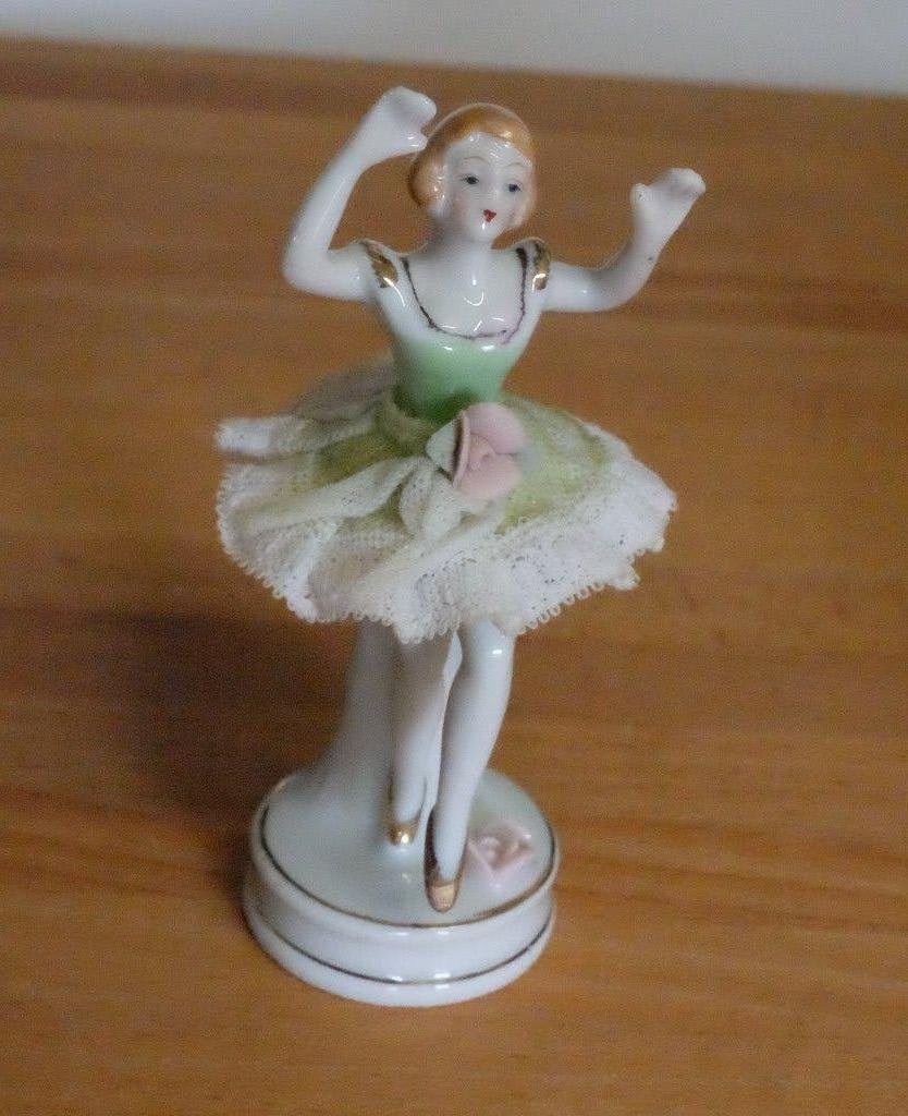 Danseresjes porselein, Dresden stijl, Ophalen of Verzenden, Gebruikt, Mens