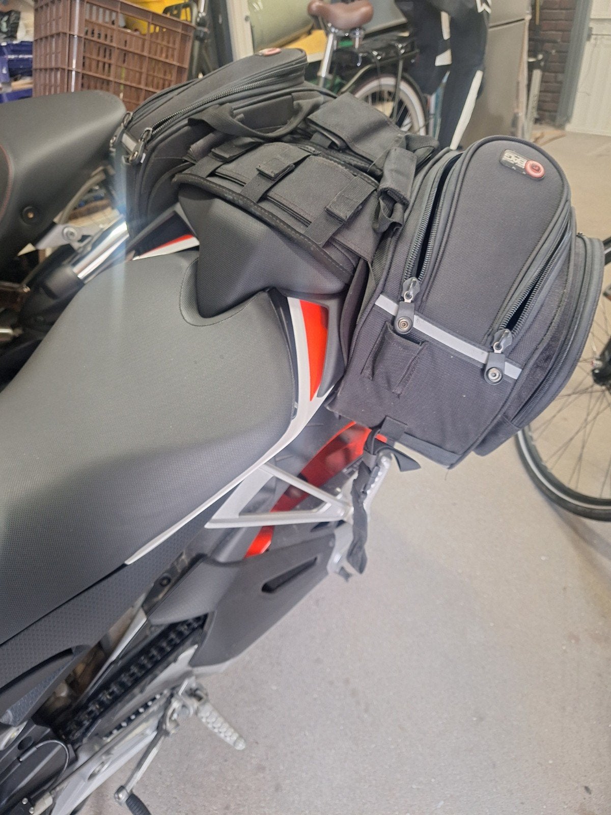 Zadel tassen. Motor, Motoren, Ophalen, Gebruikt
