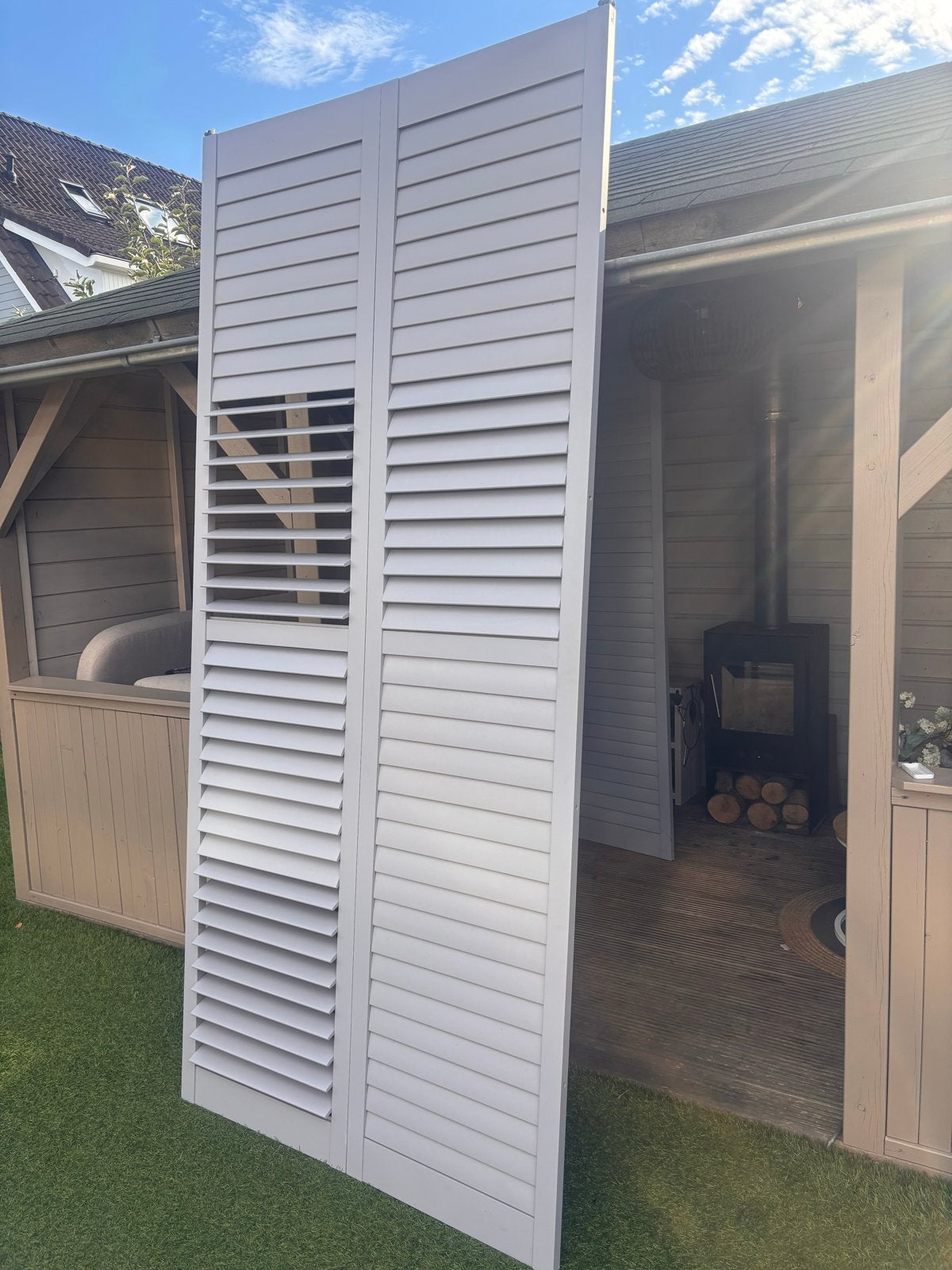 Houten Louvre Shutters - Perfect voor Binnen of Buiten, Huis en Inrichting, Ophalen