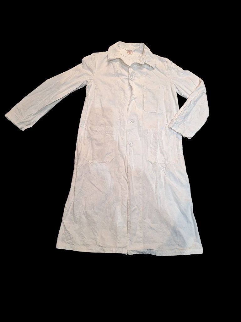 oude witte militaire dokters jas, 1973 maat 4, Ophalen of Verzenden, Overige soorten, Overige gebieden, Kleding of Schoenen