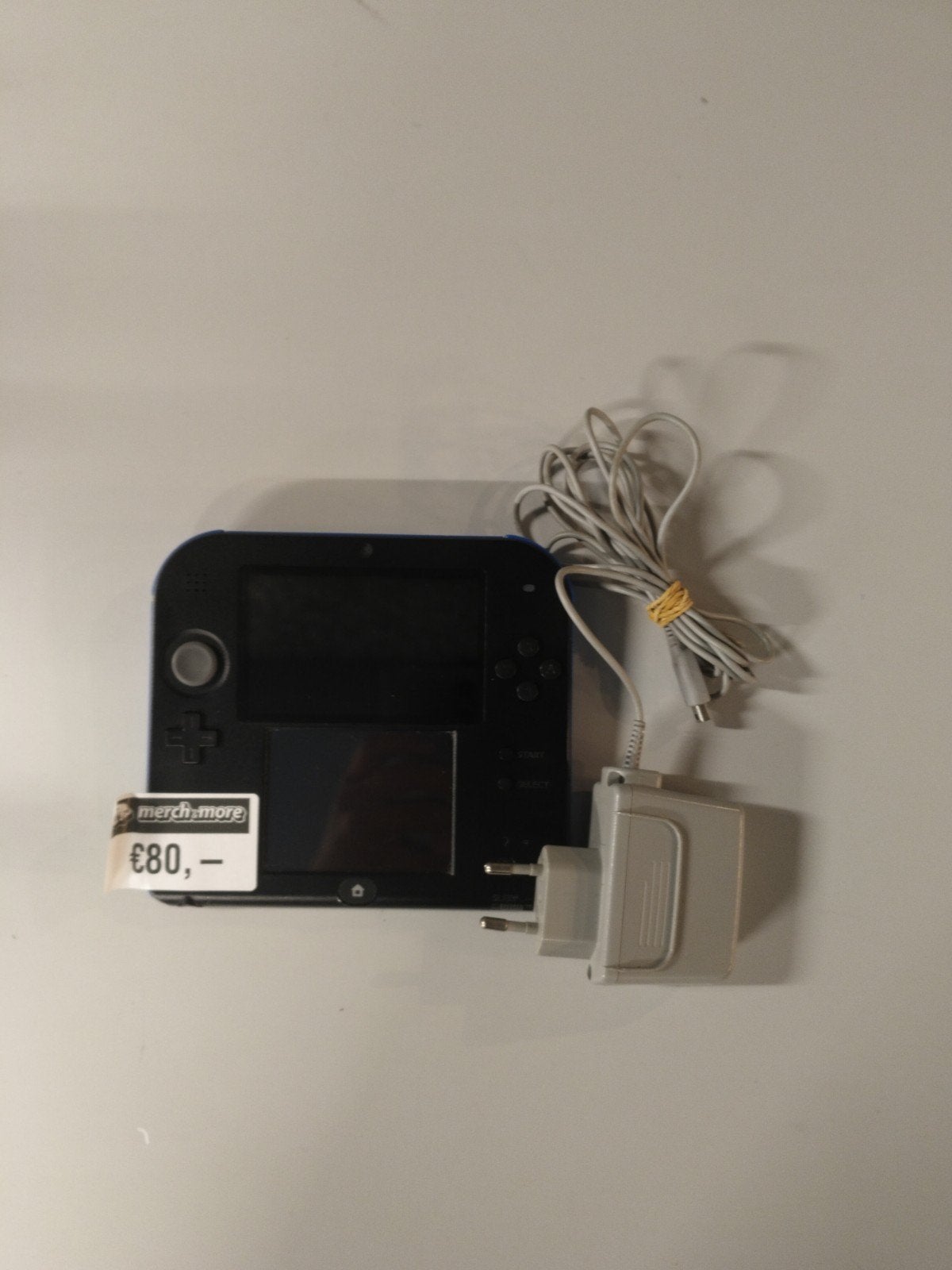 Nintendo 2DS Zwart/Blauw met oplader, Ophalen of Verzenden, Zo goed als nieuw, Zwart, 2DS