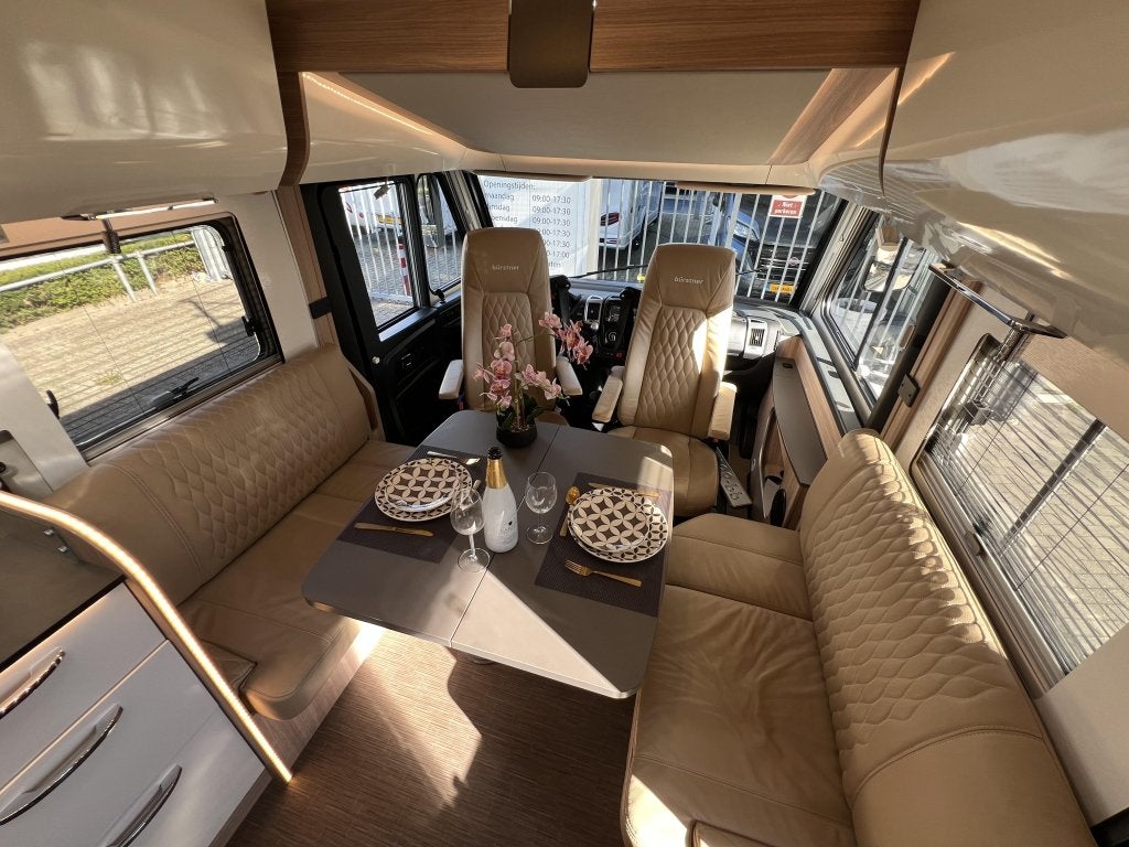 Bürstner Ixeo 736 T AUTOMAAT QUEENSBED+HEFBED FACE TO FACE, Automaat, Fiat, 7 tot 8 meter, Bedrijf