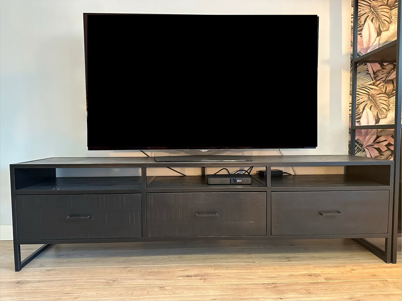 TV dressoir - zwart hout / metaal, Modern / industrieel, 150 tot 200 cm, Nieuw, Minder dan 100 cm