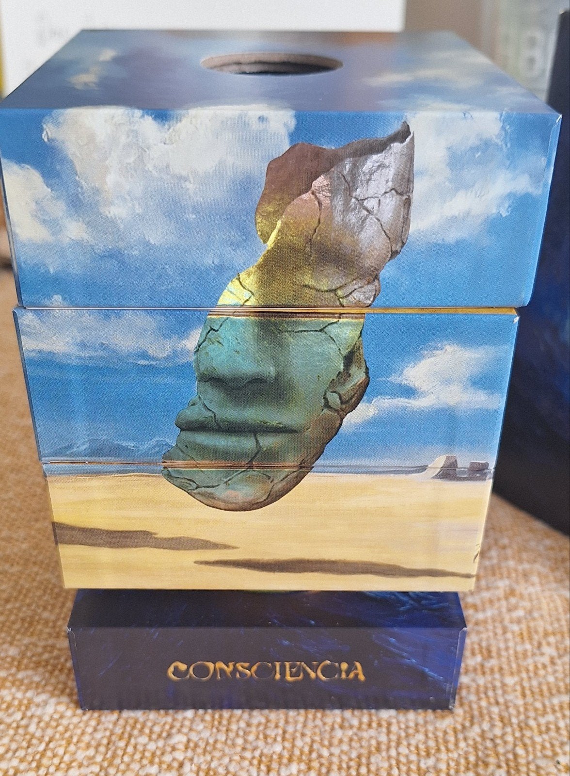 Tomorrowland 2026 Consciencia Treasure case

It comes with t, Ophalen of Verzenden
