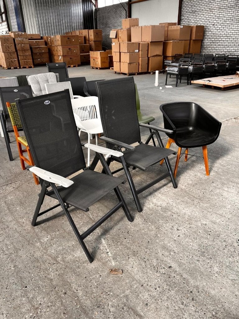 Partij verschillende tuinstoelen - alles €250 - los €20,-, Ophalen, Stoelen, Stoelen, Zo goed als nieuw