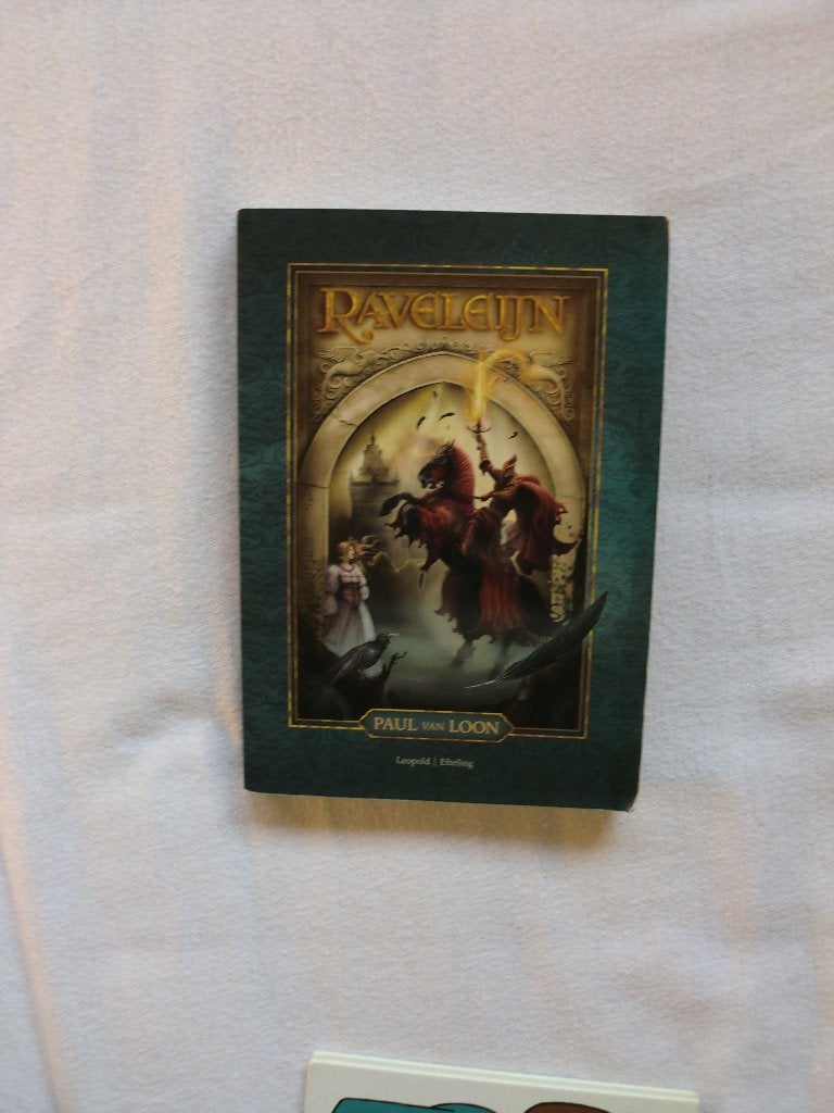 Paul van Loon - Efteling RAVELEIJN (paperback), Ophalen of Verzenden, Gebruikt, Overige typen