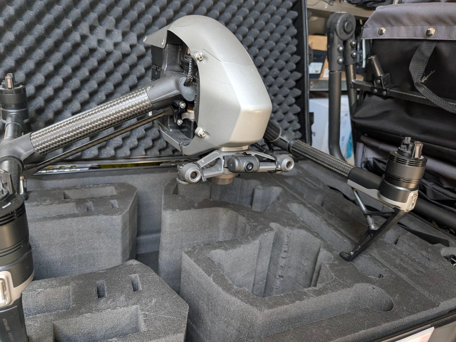 DJI Inspire 2 met Zenmuse X7 dual controller met crystalsky, Ophalen