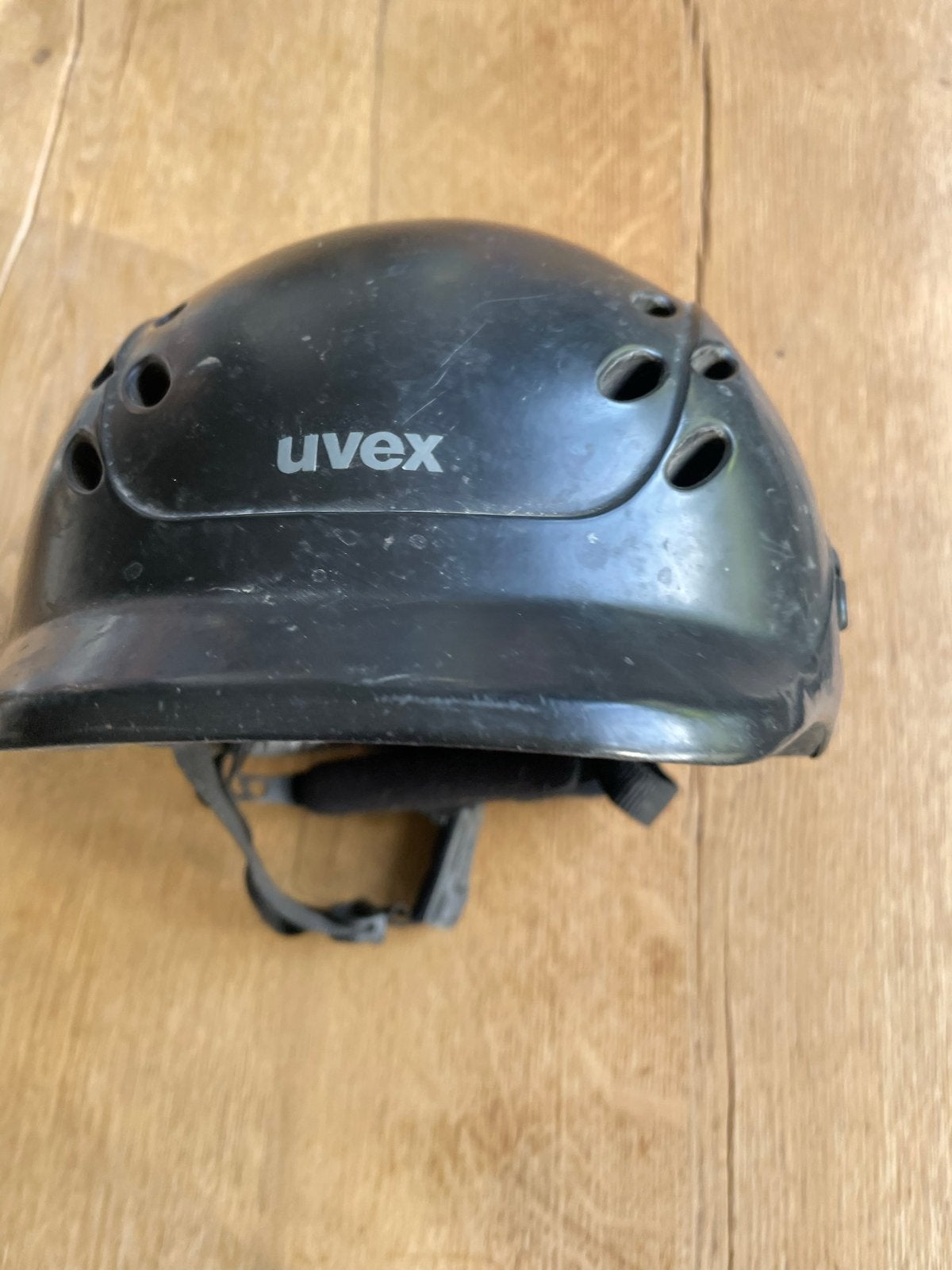 Uvex Helm Zwart - Maat 49-54 cm - Uit Duitsland, Ophalen of Verzenden, Gebruikt