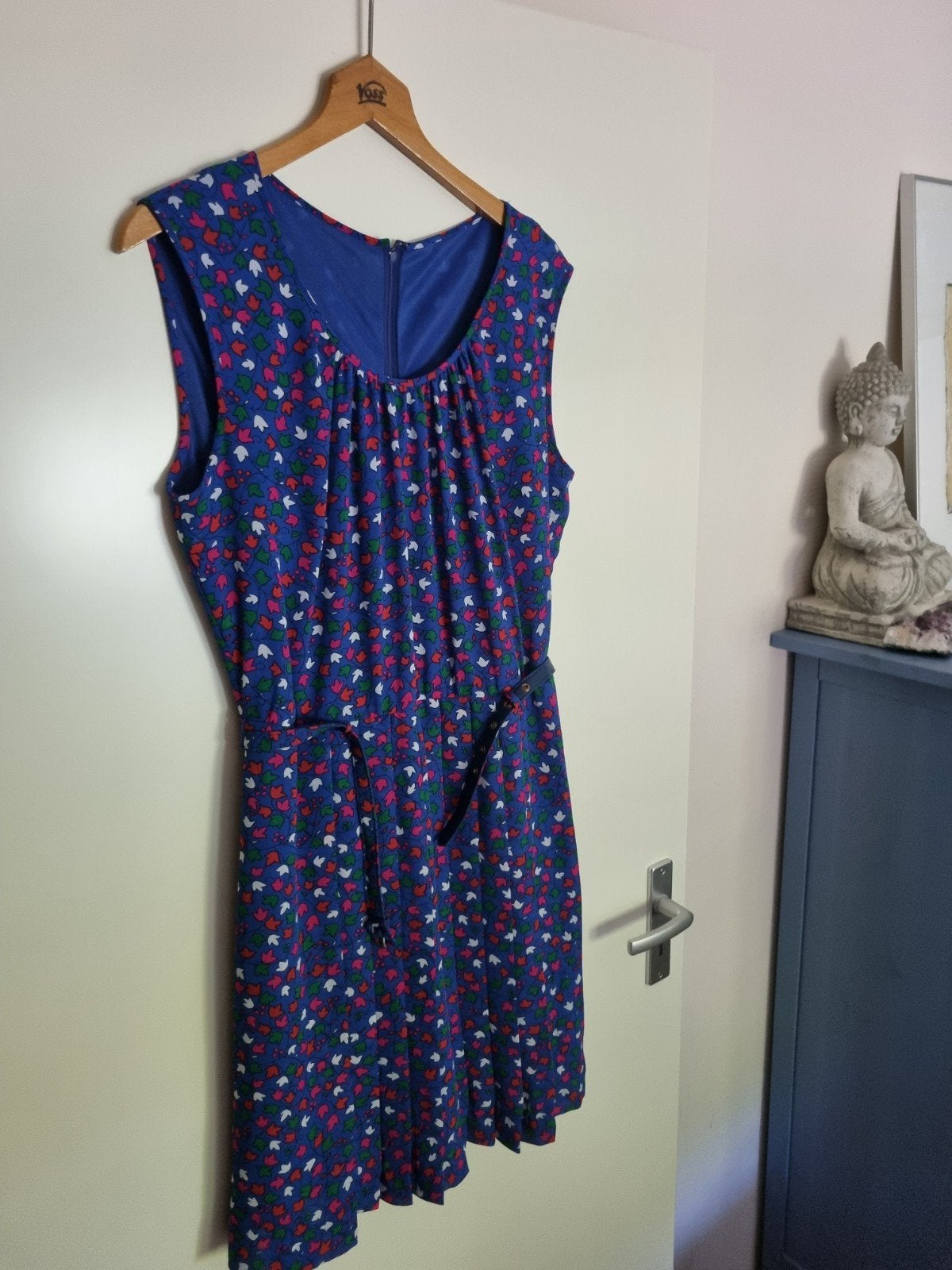 Vintage mooie jurk maat 38 of kleine maat 40
In goede staat, Kleding | Dames, Ophalen of Verzenden, Zo goed als nieuw, Maat 38/40 (M)
