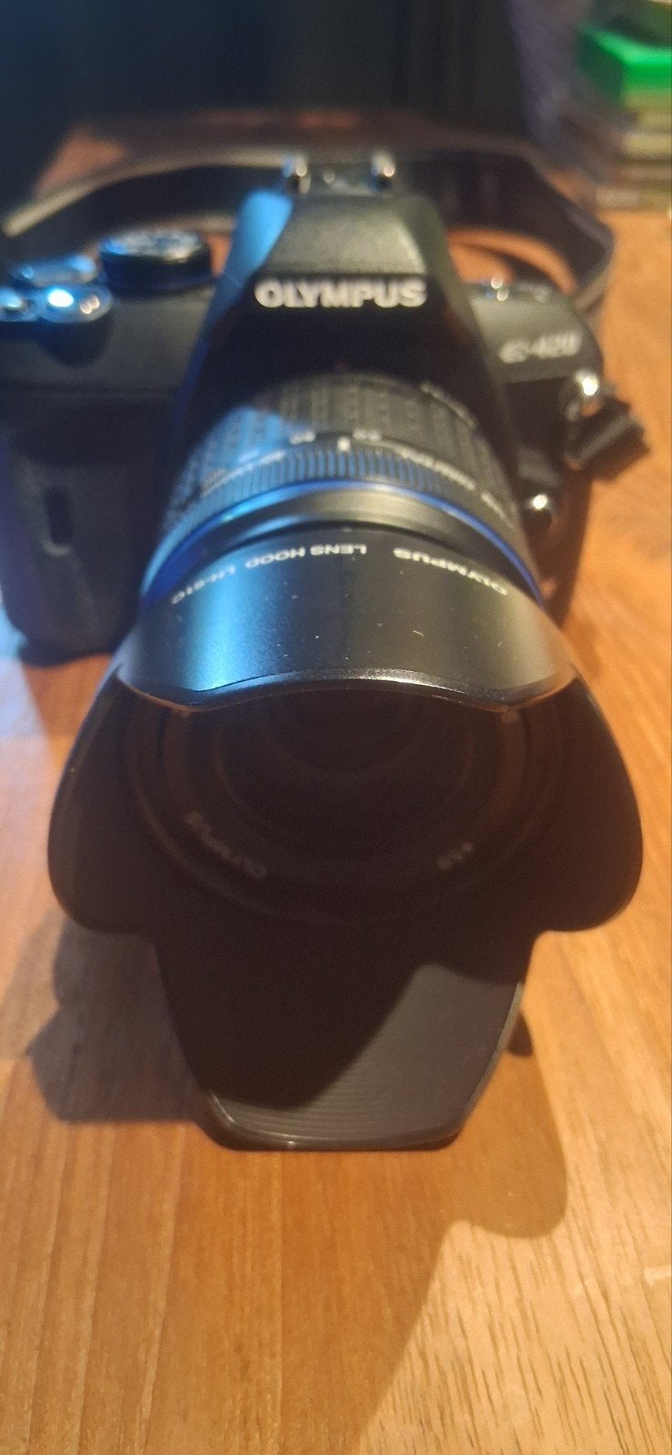 Olympus E-420 Spiegelreflexcamera met twee lenzen, Ingebouwde flitser, Gebruikt, Spiegelreflex, Draagriem
