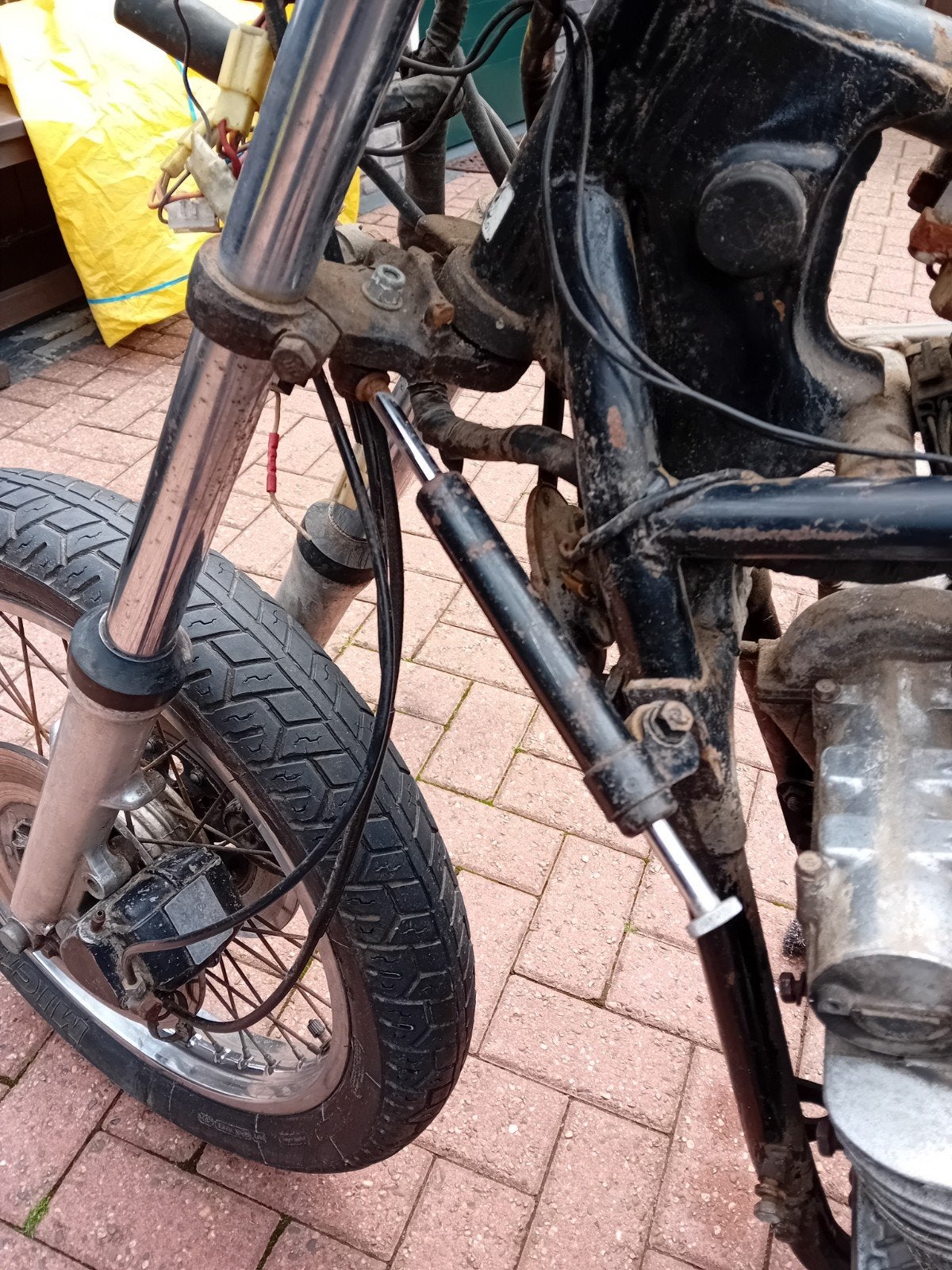 gs 750 steun voor kuip, Ophalen, Gebruikt