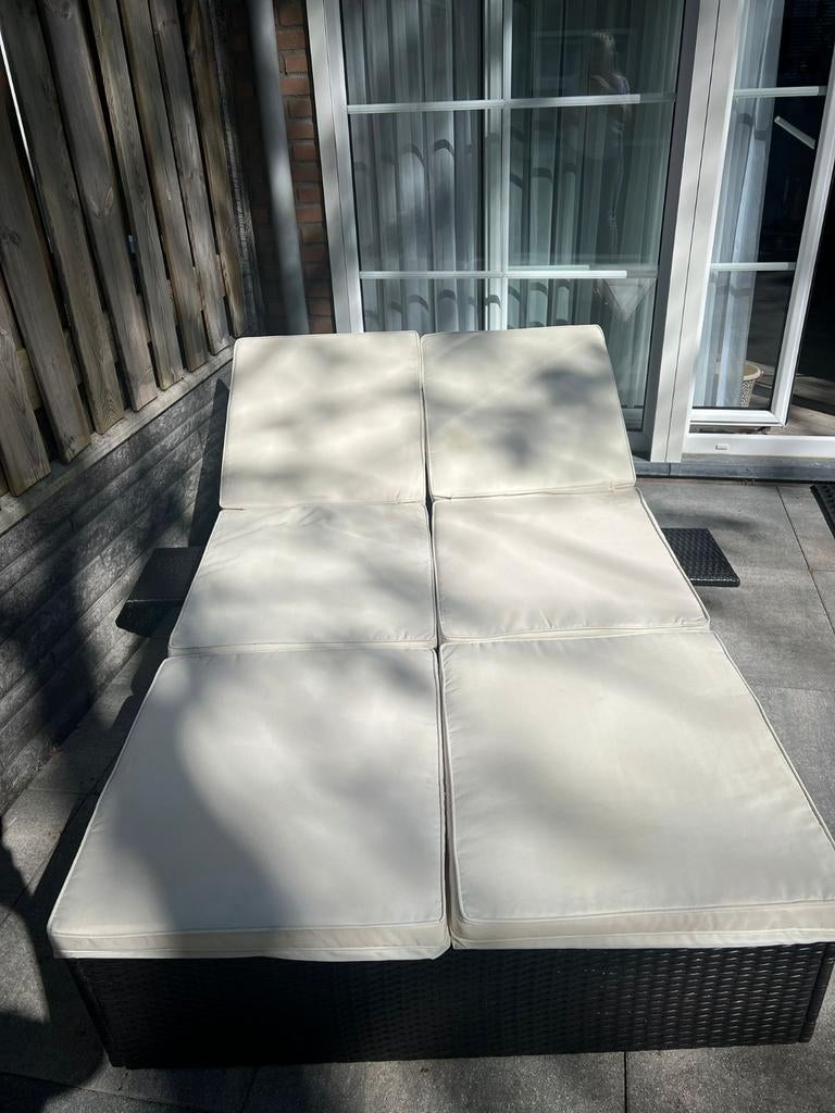 Ligbed met kussens - Zo goed als nieuw, Tuin en Terras, Ligbedden, Ophalen of Verzenden, Zo goed als nieuw, Wicker, Verstelbaar