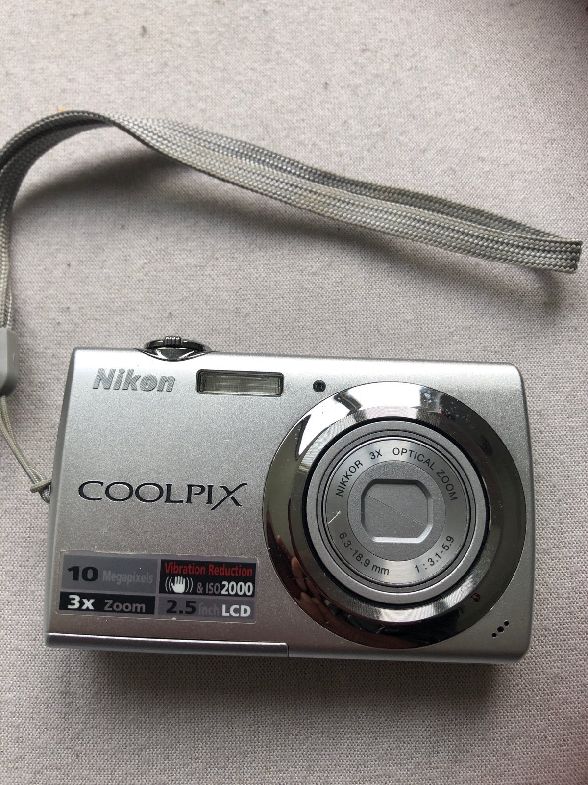Nikon Coolpix S225 Compactcamera - Zilver, Ingebouwde flitser, Gebruikt, Ophalen of Verzenden, Compactcamera