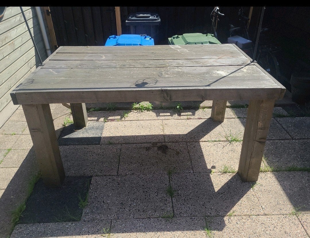 Steigerhouten tuintafel met 4 zwarte kuipstoelen, Ophalen, 4 zitplaatsen, Gebruikt, Steigerhout