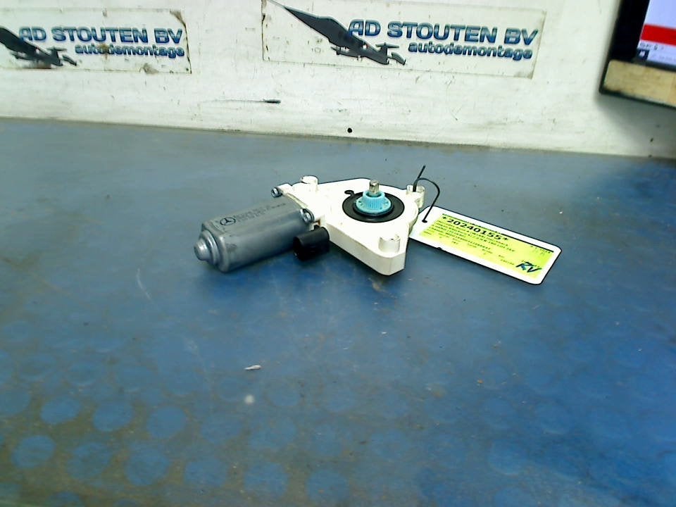 Motor Raammechaniek Rechts Voor A (W169) 2006, Auto-onderdelen, Gebruikt, Mercedes-Benz AG, Mercedes-Benz, Mercedesstraße 120, Stuttgart 70372, , Duitsland