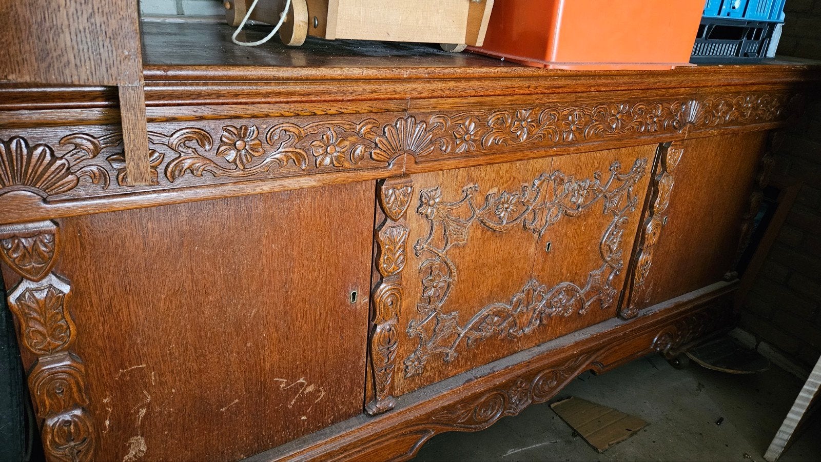groot "antiek" dressoir., Huis en Inrichting, Kasten | Dressoirs, Ophalen, Gebruikt, 25 tot 50 cm, 200 cm of meer