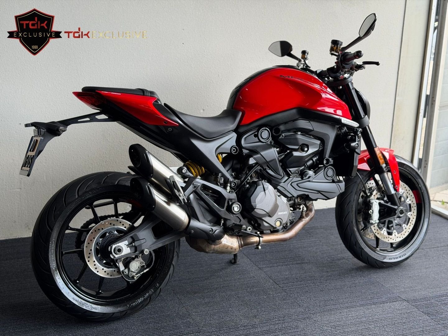 Ducati Monster 937 TOPSTAAT (796 696 1100 1000 900 800 821), 2 cilinders, Motorrijbewijs A, Bedrijf, Meer dan 35 kW