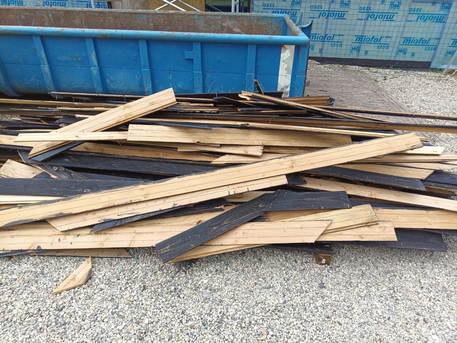 Partij sloophout Zweeds Rabat met schroefgaten, Ophalen, Gebruikt, Minder dan 25 mm, 200 tot 250 cm