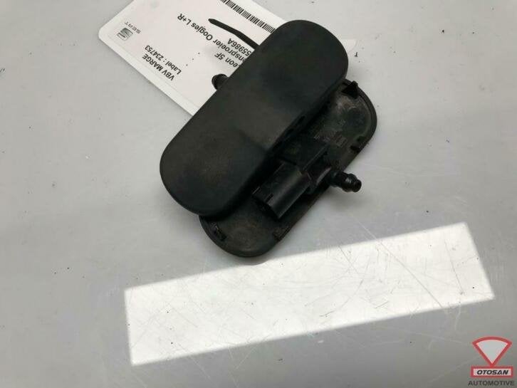 seat leon 5f ruitensproeier oogjes l+r set 5f0955986a, Gebruikt, Autovia A-2, Km 585 585
08760  Martorell, ES, Ophalen of Verzenden