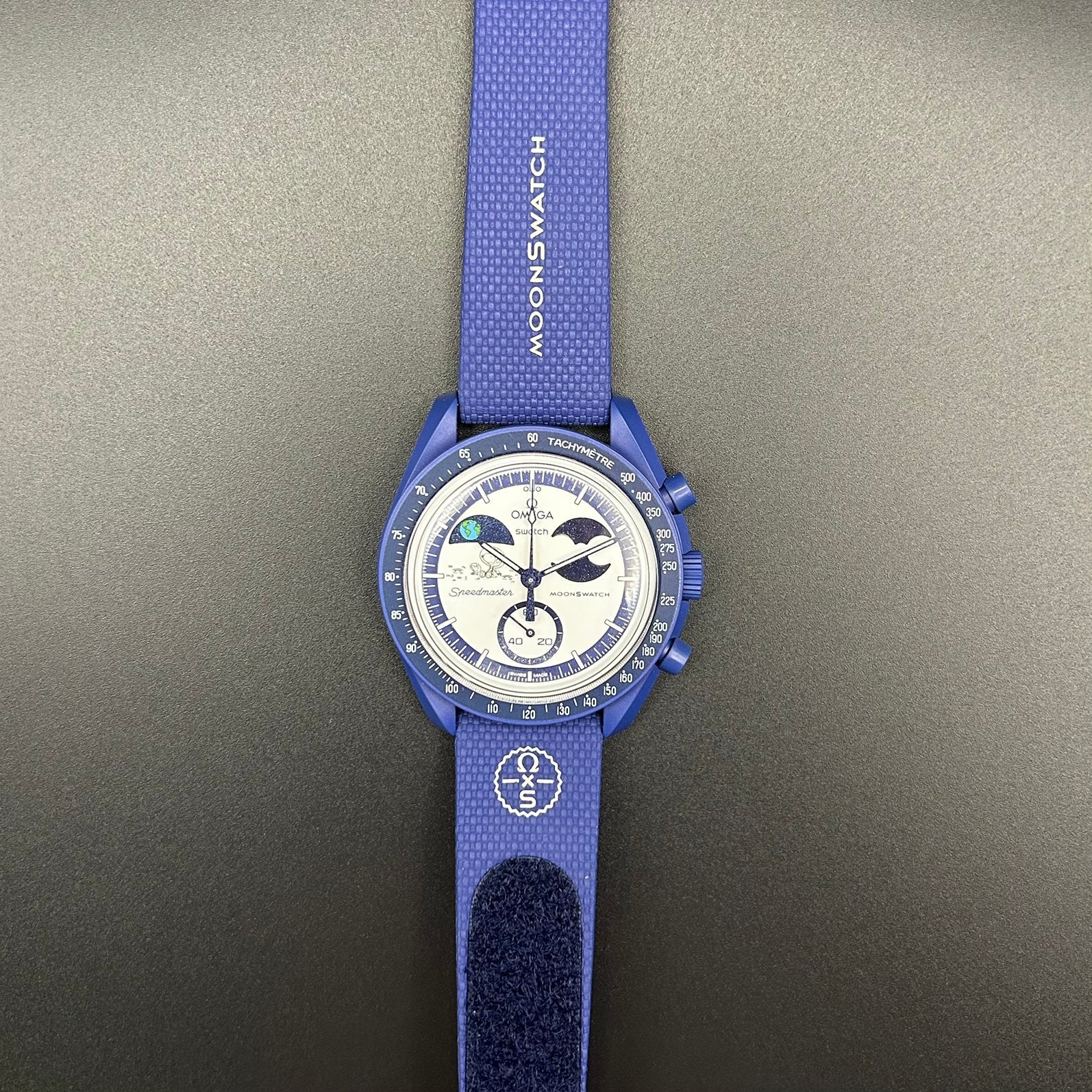 Omega x Swatch, mission to earthphase moonshine gold, Kunststof, Polshorloge, Swatch, Kunststof