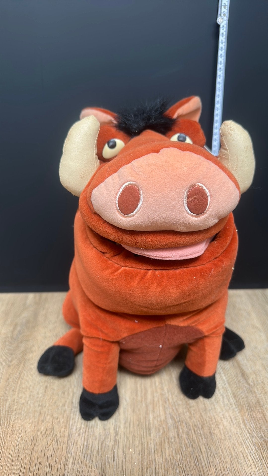 Disney The Lion King Pumbaa knuffel met insecten | 37cm NEW, Ophalen of Verzenden, Leeuwenkoning of Jungle Boek, Nieuw, Knuffel