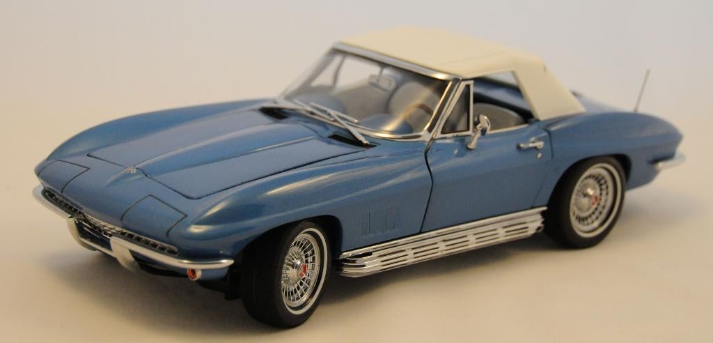 Exoto Motorbox Corvette Stingray 1967 1/18, Hobby en Vrije tijd, Modelauto's | 1:18, Ophalen of Verzenden, Zo goed als nieuw, Auto