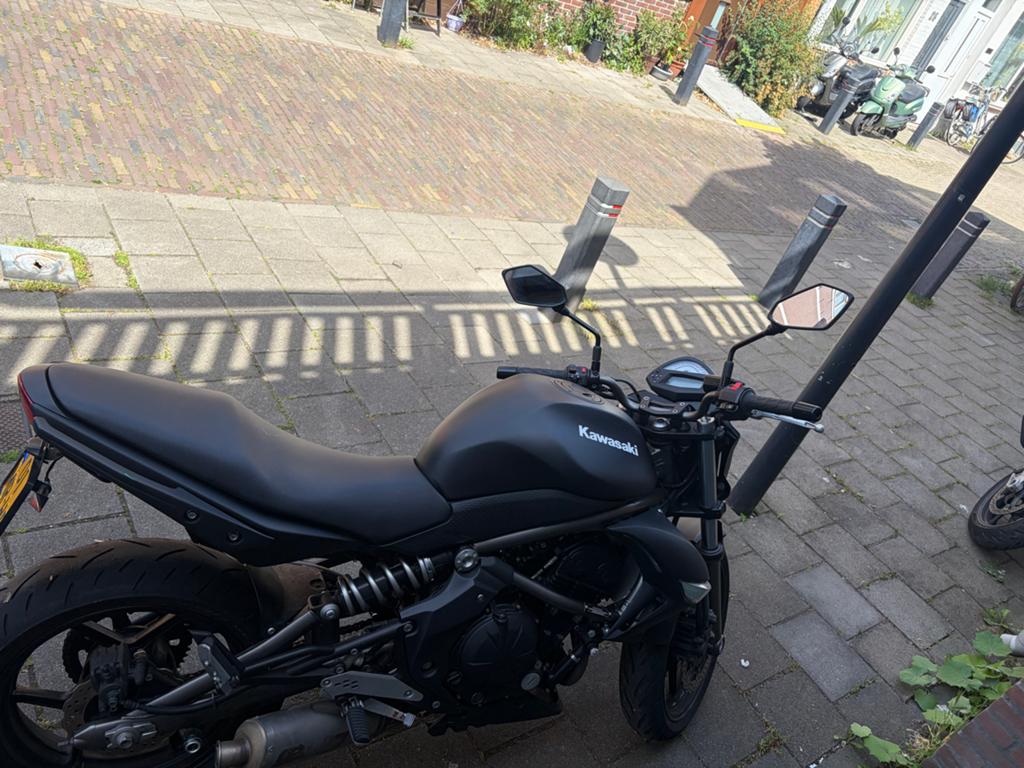 Kawasaki ER-6N Naked Bike - Mat Zwart, 2 cilinders, Sportuitlaat, Gebruikt, Particulier