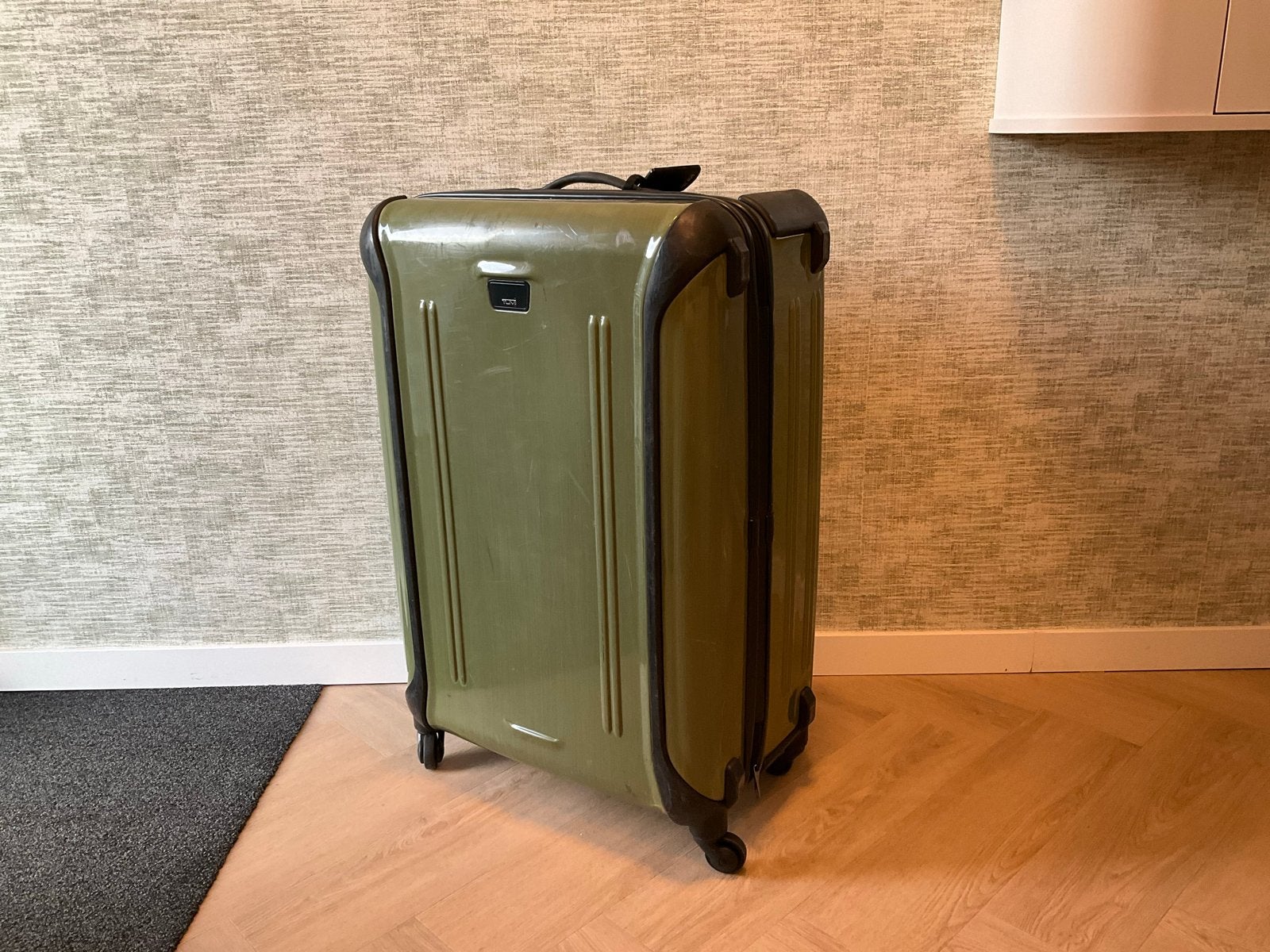 TUMI grote harde reiskoffer 80 cm – 4 wielen – TSA-slot, Gebruikt, Hard kunststof, 45 tot 55 cm, 70 cm of meer
